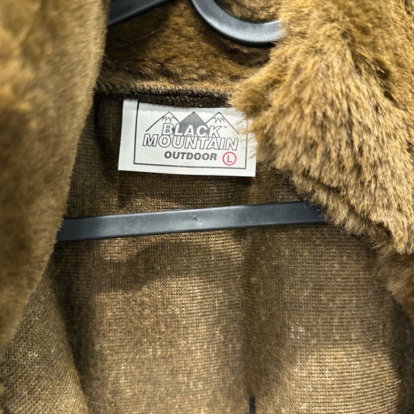 Black Mountain Outdoors Vintage 90’s Faux Fur Zip Up wildlife and tree design L - Picture 4 of 5